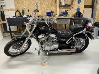 Suzuki intruder vs 1400