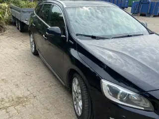 Volvo V60 D6 Hybrid/Diesel
