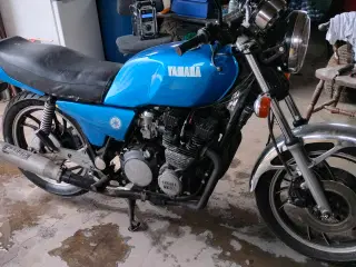 Yamaha xj 650