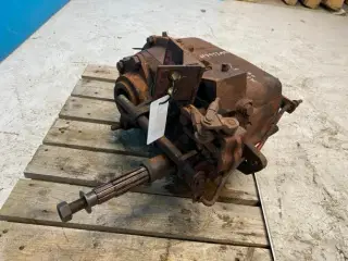 Massey Ferguson 525 Gearkasse 617943M91