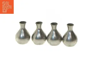 4 små tinvaser fra Tincentret (str. 5 cm)