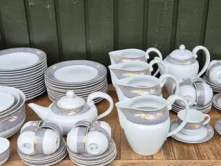 Grå magnolia spise / kaffestel