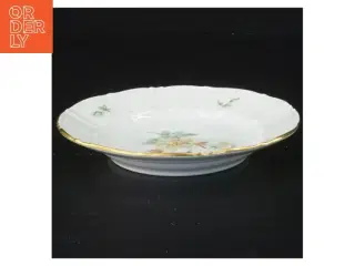 Porcelænsfad med blomstermotiv
