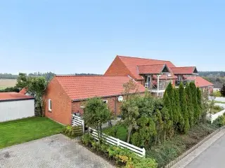 68 m2 hus/villa. Husdyr er tilladt, Rønde, Aarhus