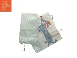 Barnesengesæt med dyreprint (str. 104 x 130 cm. 40 x 44 cm)