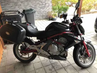 Motorcykel - Kawasaki ER6n
