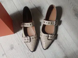 Copenhagen Shoes -future vibes- beige