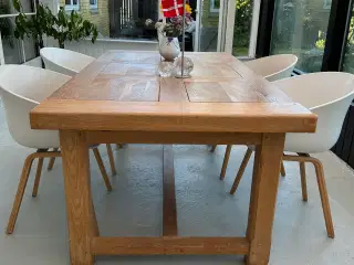 Spisebord massiv eg 180x 100 
