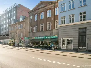 Sjældent udbudt kontor  på Frederiksberg