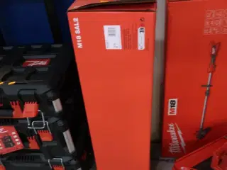 Akku arbejdslampe MILWAUKEE M18 SAL2