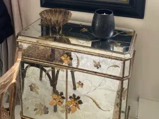 Kommode/skab af spejl med guld blade på