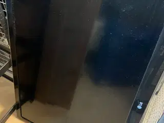 LG TV med vægophæng