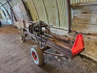 TRÆKLØVER TIL TRAKTOR