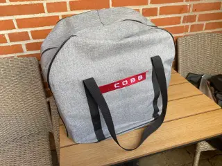 Cobb Easy- To-Go gril med briketter og tasker