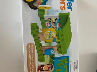 Fisher-Price wonder makers