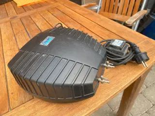 Luftpumpe til havedam