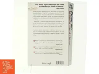 Pigen Der Legede Med Ilden (Millennium, 2. Bind) af Stieg Larsson (Bog)