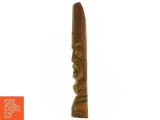 Udskåret træfigur (str. 27 cm)