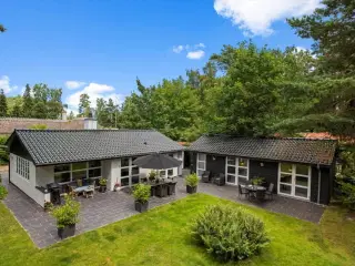 Strandhuset �DEG�RDSVEJ kun 100 m til Stranden