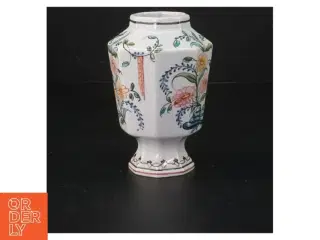 Malet porcelæns vase (str. 13 cm)