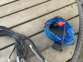 2 stk ambilight til bilen. og ledlys til bilen.