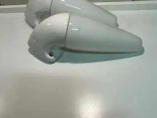 2 stk. IFØ  Badeværelses lamper