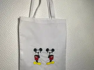 Økologisk taske, med Mickey Mouse broderi;) 