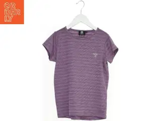 Lilla T-shirt til børn fra Hummel (str. 140)