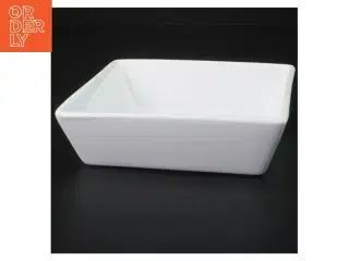 Lille hvidt porcelænsfad fra Aida (str. 15 x 15 cm)
