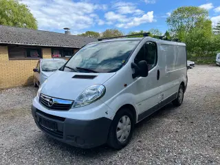 Opel vivaro 2.0 cdti