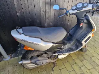 Peugeot 45 scooter