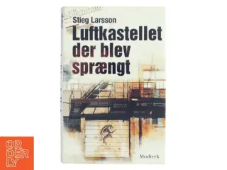 Luftkastelletderblevsprngt Stir up a Hornets&#39; Nest of Girl. Shi Dige Larsen. the Danish Original. Hardcover](chinese Edition) af Stieg Larsson (Bo