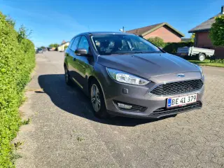 Ford focus 1,0 ecoboost st.car