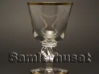 Gammelholm m. bred guldkant Rødvinsglas. H:130 mm.