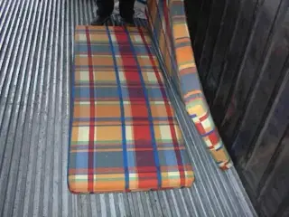   Madras Skum.
