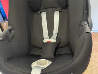 Cybex Babystol 0-13 kg med base ,