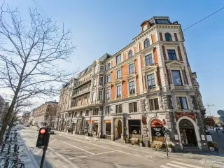 Dit nye kontor/klinik lige ved Rådhuspladsen
