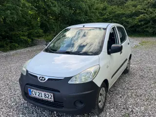Hyundai i10 lille fin bil nysynet og serviceret