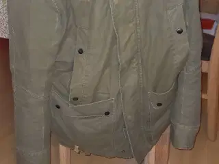 DIESEL vinterfrakke sælges