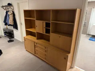 klassisk modulreol i eg skydelåg,skuffer, vitrine