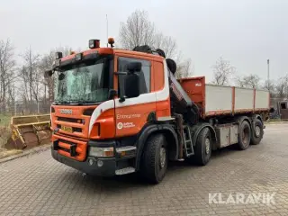 Lastbil Scania P380 4 akslet med kran og hejselad