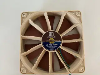 Noctua NF-F12 PWM