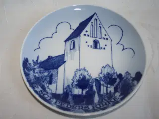 Platte, Sct. Peters Kirke, Holsted St.