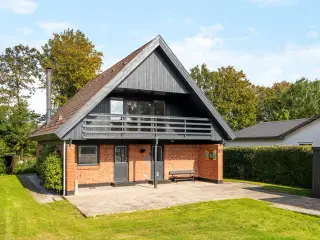 Lækkert hus i fredelige omgivelser 