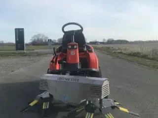 Husqvarna R 216T AwD Med Greenbuster