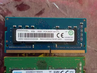 2 STK 8GB PC4 SODIMM