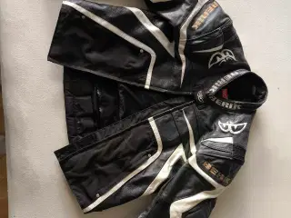 Berik 2 delt læderdragt 