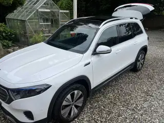 Mercedes EQB250
