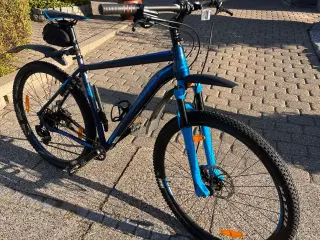 MTB- Super flot skinnende blå MTBcykel - 9300 Sæby