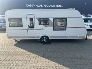 2020 - Bürstner Premio 490 TS   Bürstner Premio 490 TS 2020 - Kan nu ses hos Camping-Specialisten.dk